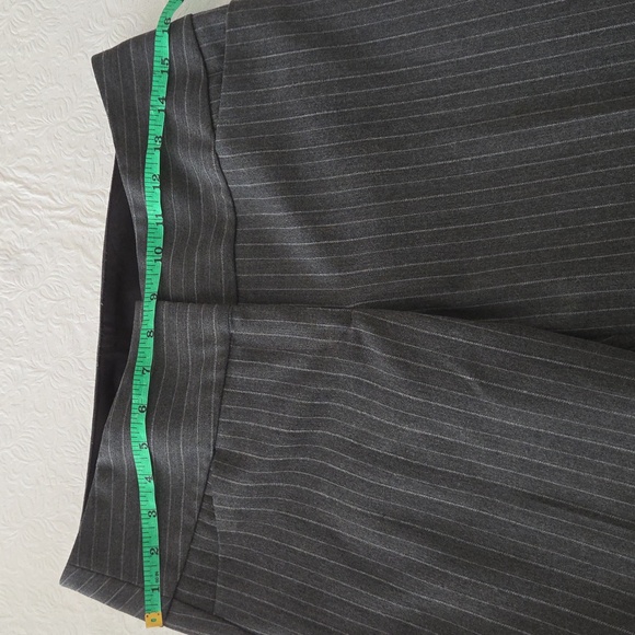 NWOT Express Design Studio gray pinstriped slacks - Picture 9 of 12